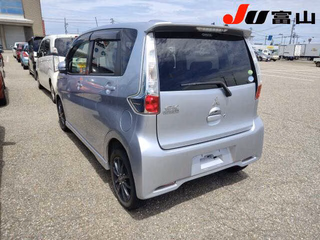 MITSUBISHI EK CUSTOM