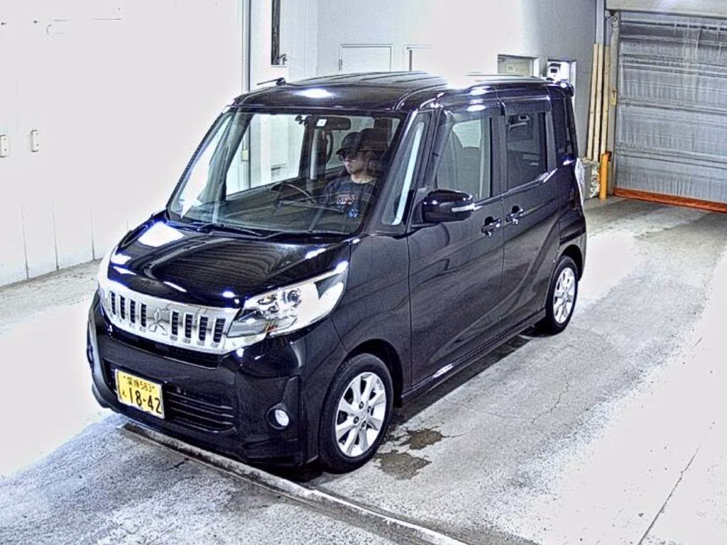 MITSUBISHI EK SPACE