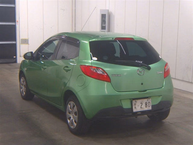 MAZDA DEMIO