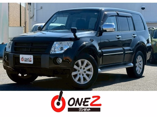 MITSUBISHI PAJERO