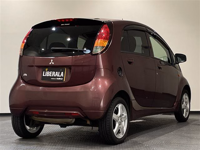 MITSUBISHI I