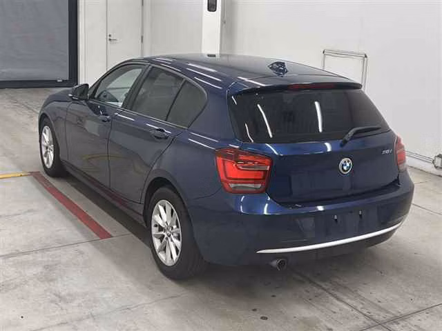BMW 1-SERIES