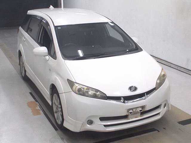 TOYOTA WISH