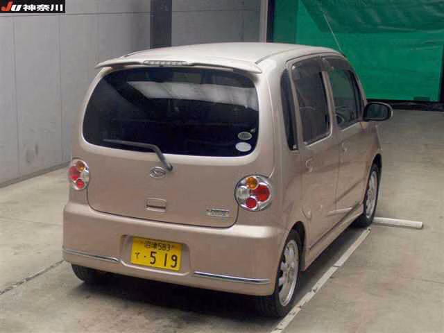 DAIHATSU MOVE LATTE