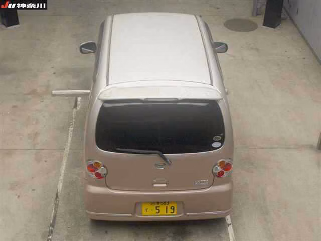 DAIHATSU MOVE LATTE