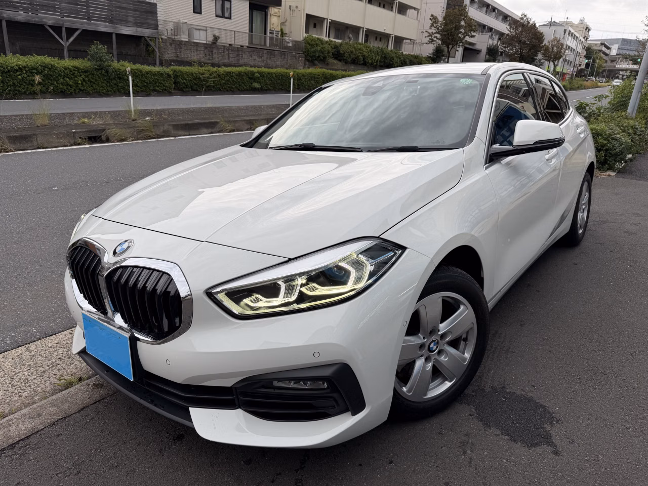 BMW 1-SERIES