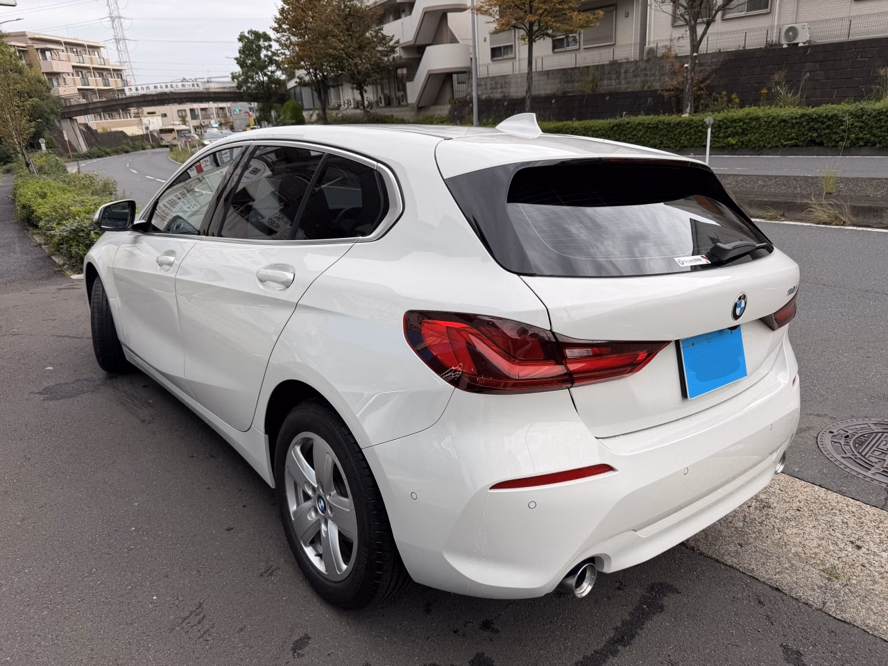 BMW 1-SERIES