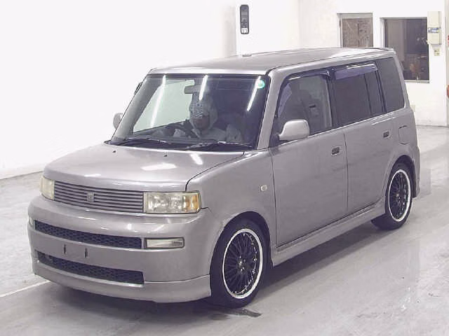 TOYOTA BB