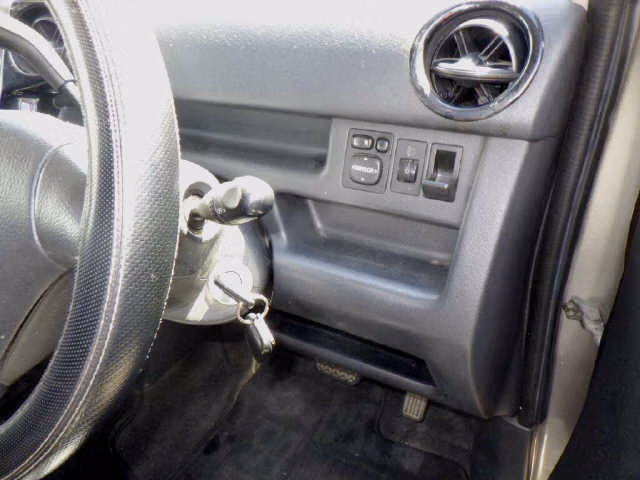 TOYOTA BB