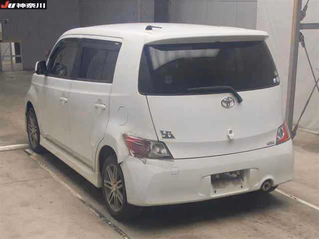 TOYOTA BB