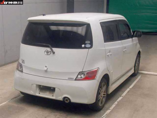 TOYOTA BB