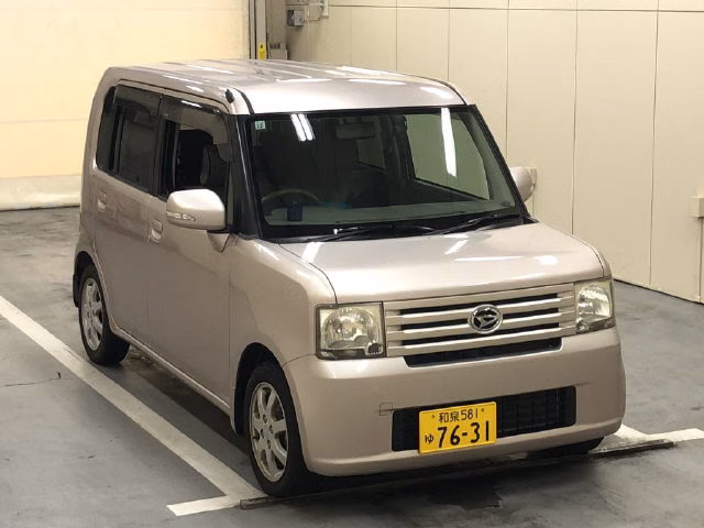 DAIHATSU MOVE CONTE