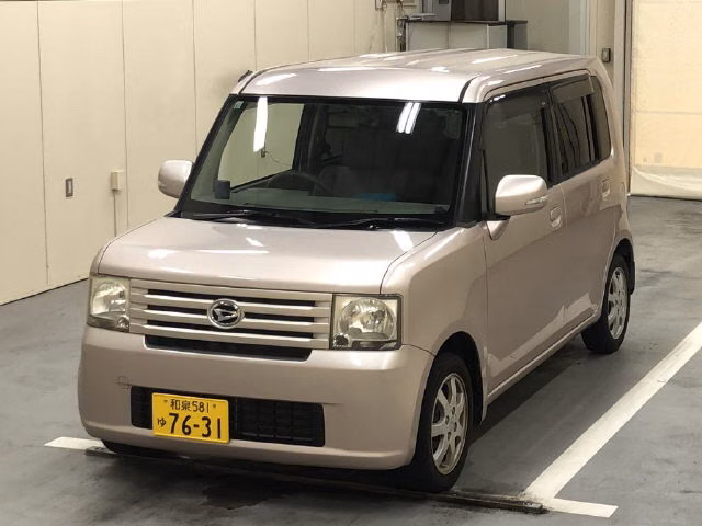 DAIHATSU MOVE CONTE