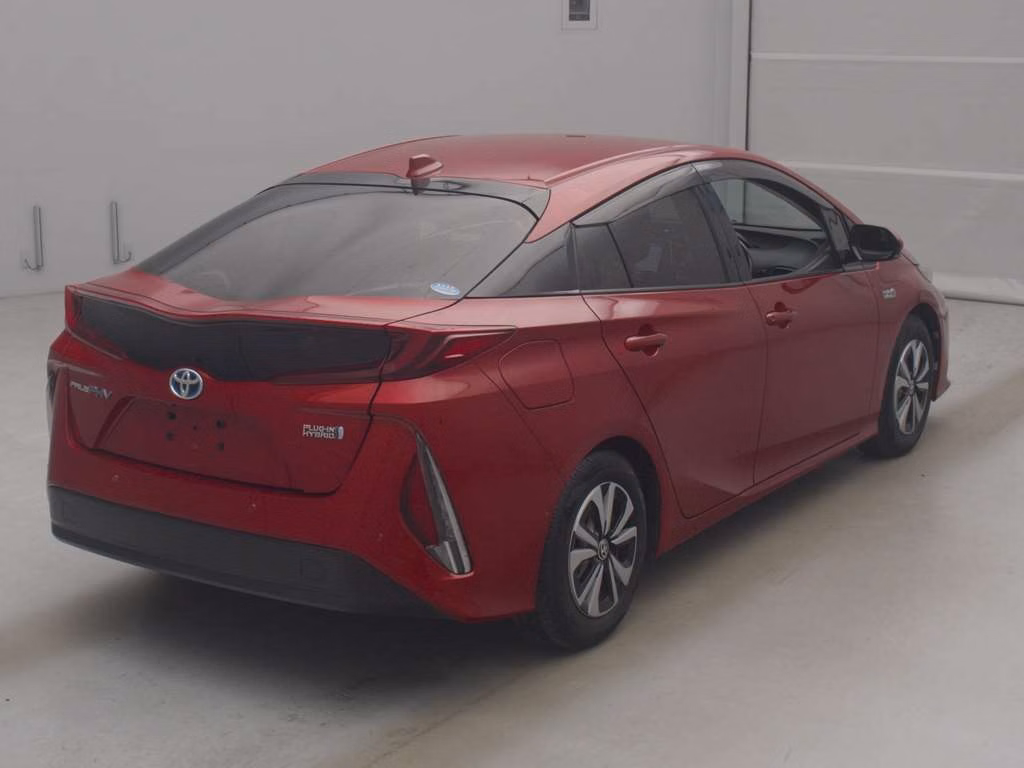 TOYOTA PRIUS PHV