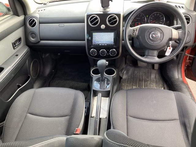 MAZDA VERISA