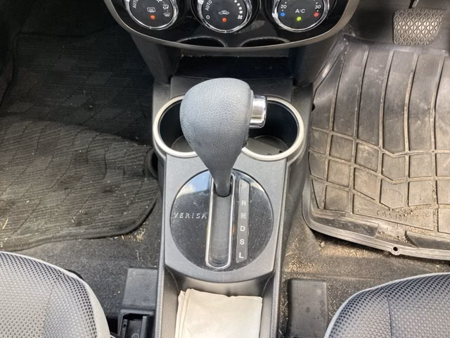 MAZDA VERISA
