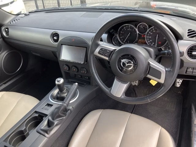 MAZDA ROADSTER