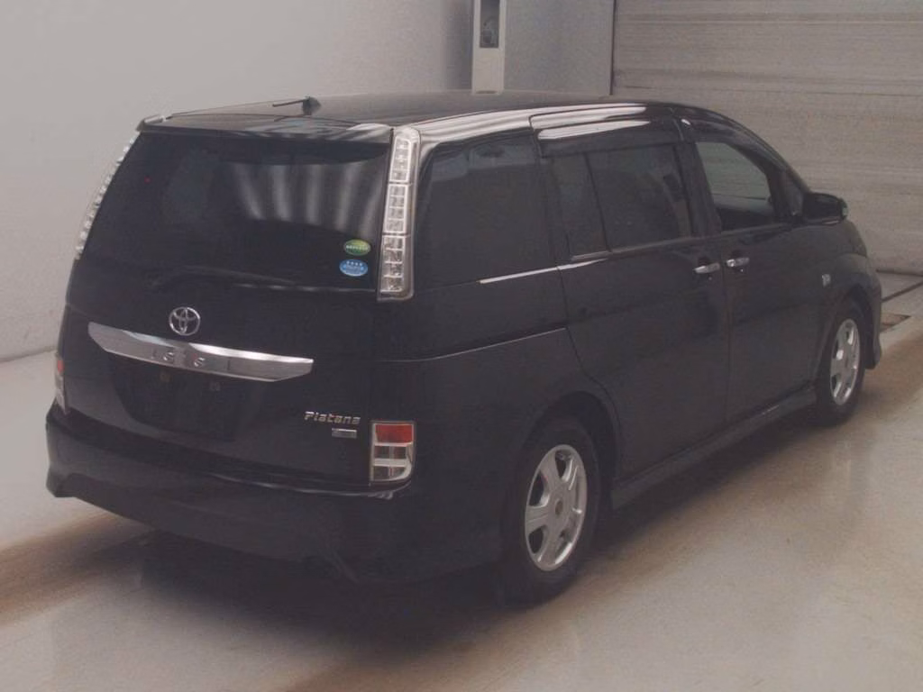 TOYOTA ISIS