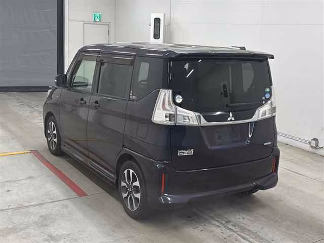 MITSUBISHI DELICA D:2