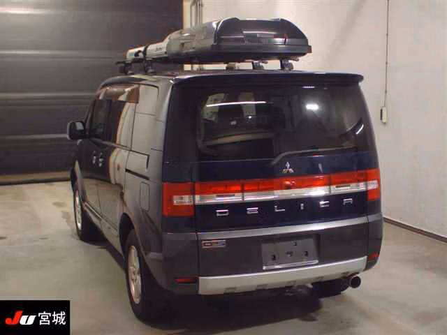 MITSUBISHI DELICA D:5