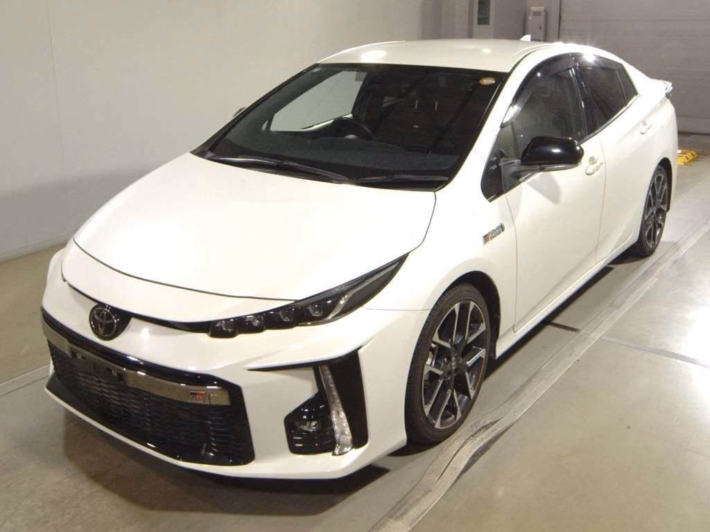 TOYOTA PRIUS PHV