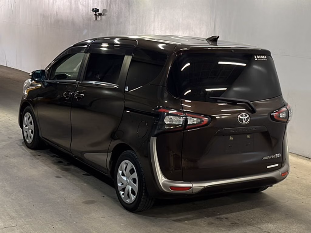 TOYOTA SIENTA
