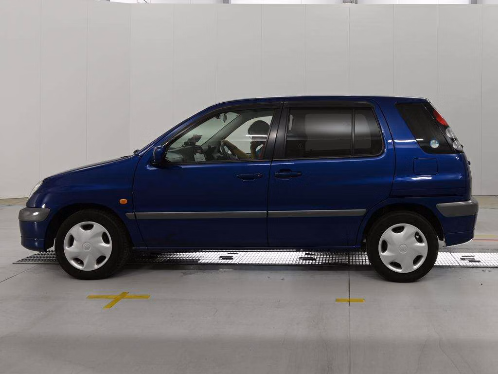 TOYOTA RAUM