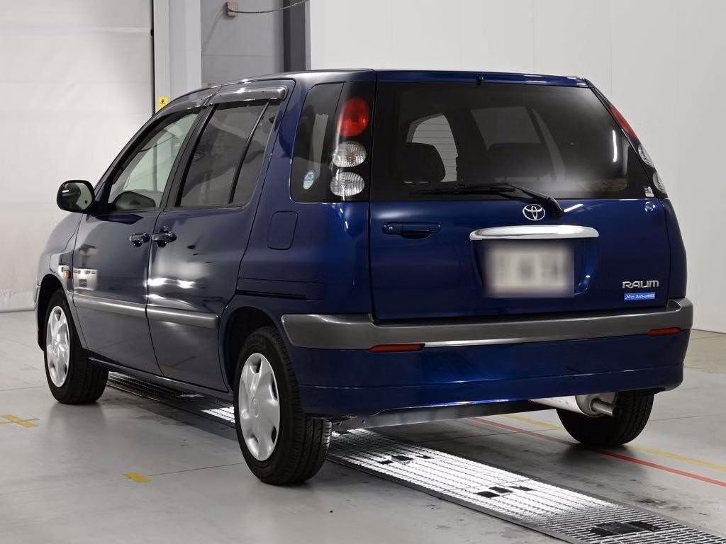 TOYOTA RAUM