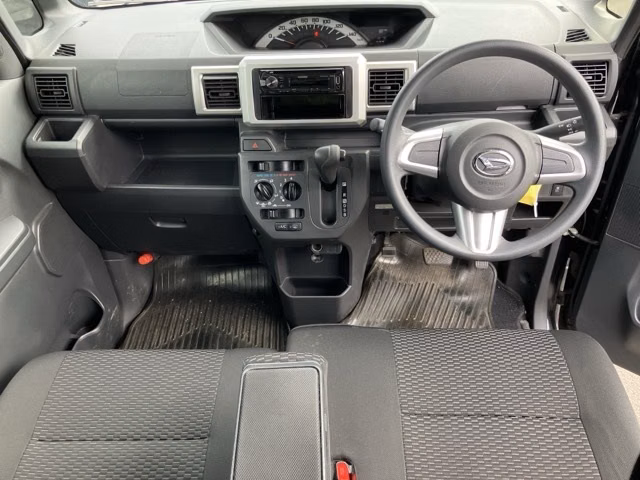DAIHATSU WAKE
