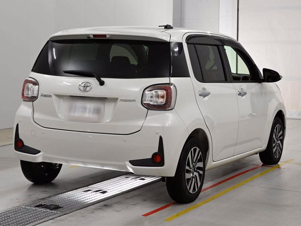 TOYOTA PASSO