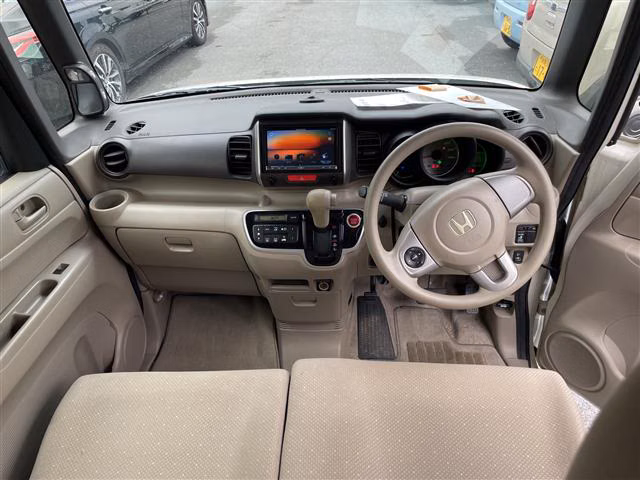 HONDA N-BOX