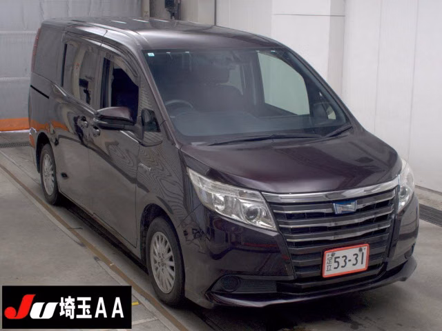 TOYOTA NOAH