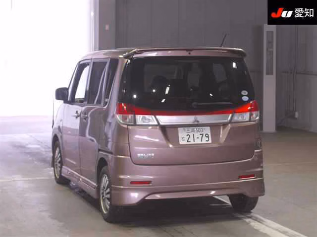 MITSUBISHI DELICA D:2