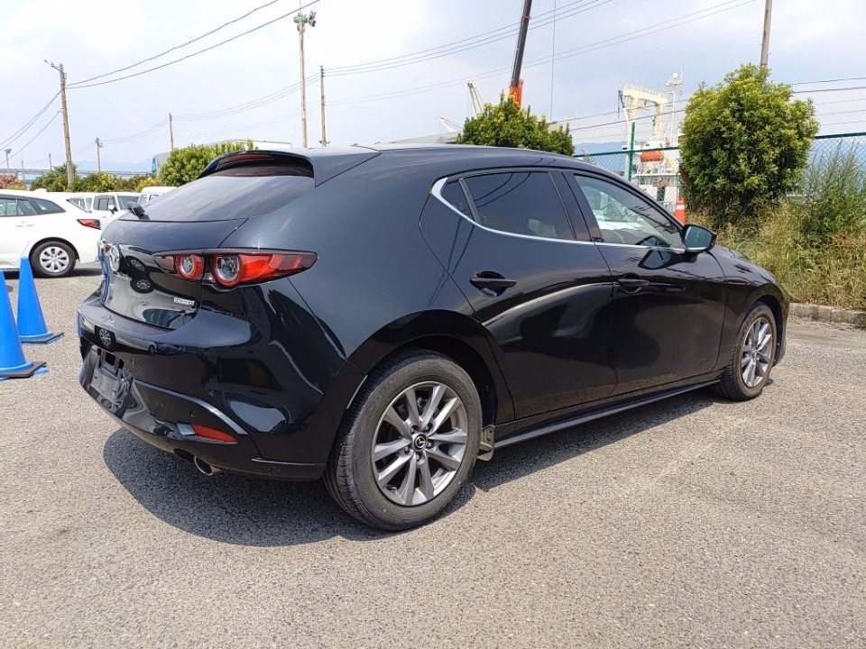 MAZDA MAZDA3