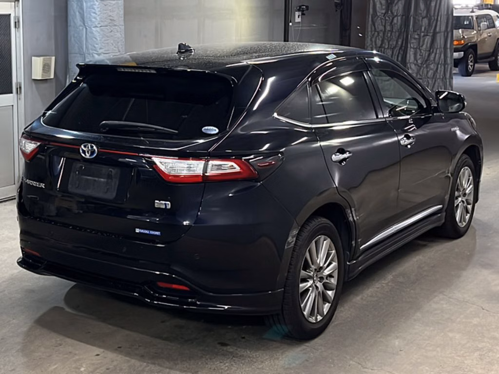 TOYOTA HARRIER