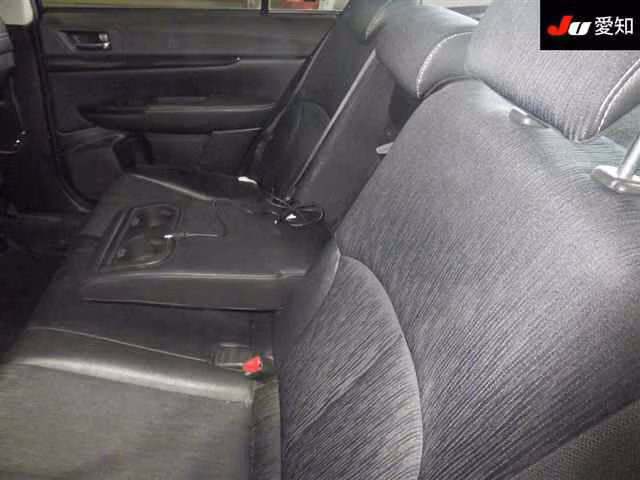 SUBARU LEGACY B4