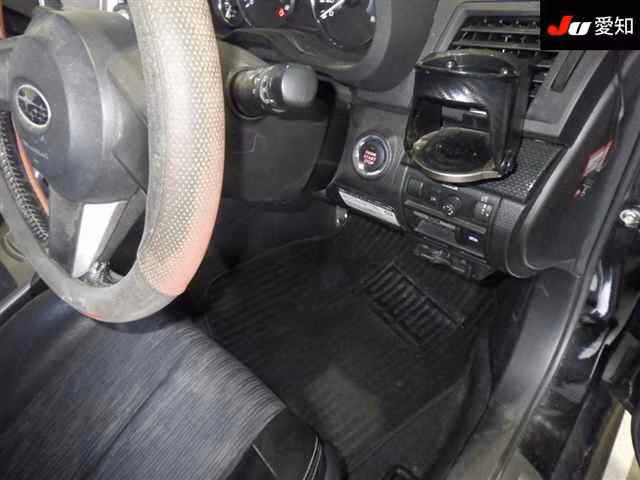 SUBARU LEGACY B4