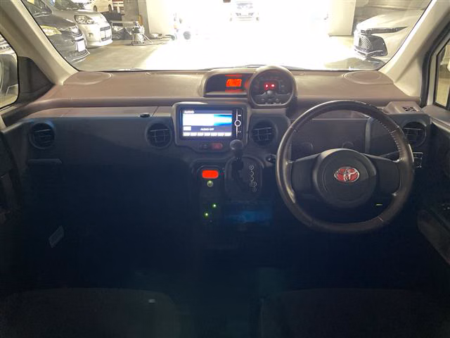 TOYOTA SPADE