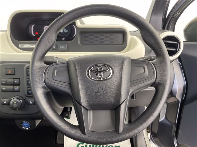 TOYOTA C+POD