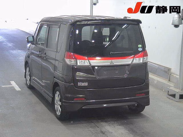 MITSUBISHI DELICA D:2