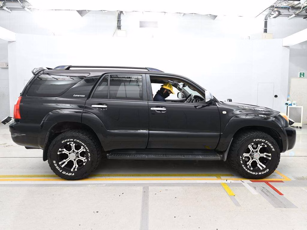 TOYOTA HILUX SURF