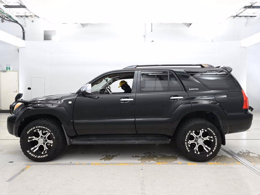 TOYOTA HILUX SURF