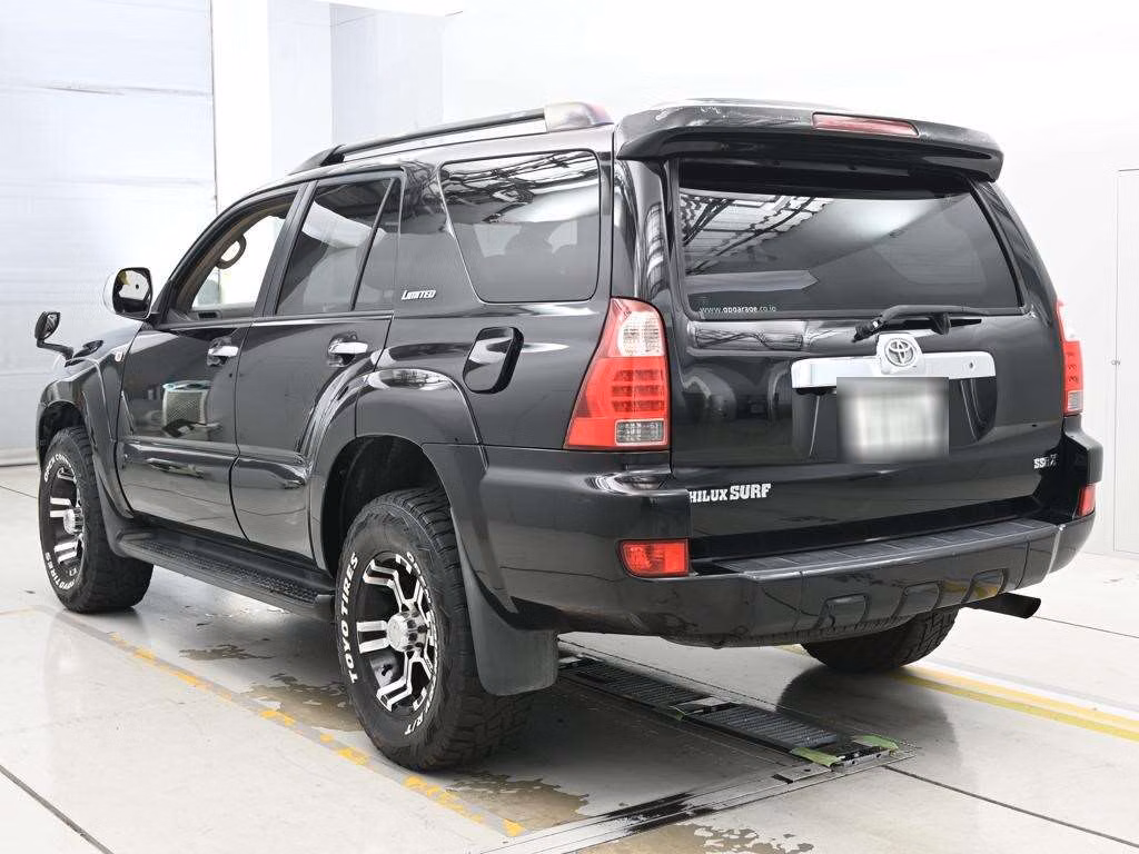 TOYOTA HILUX SURF
