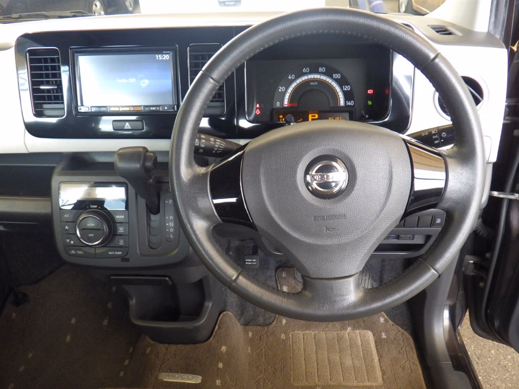 NISSAN MOCO