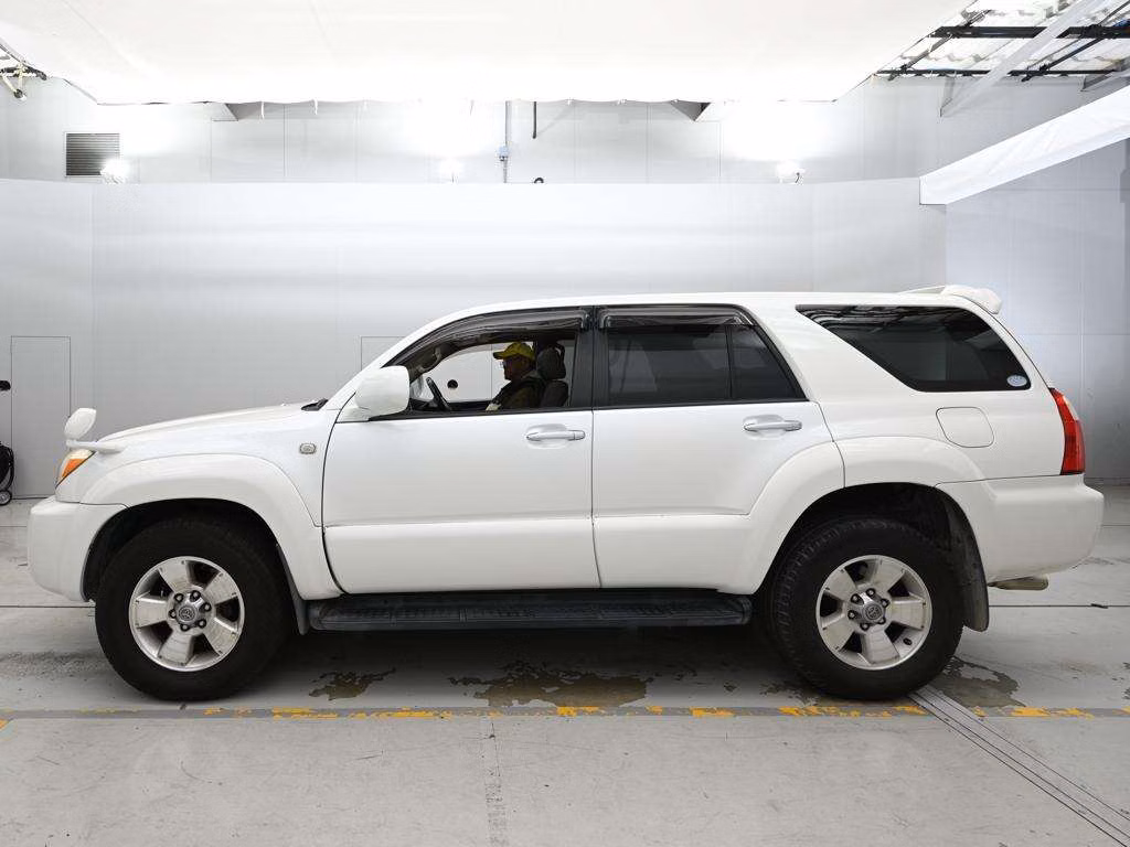 TOYOTA HILUX SURF