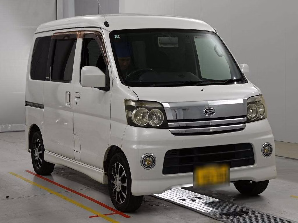 DAIHATSU ATRAI