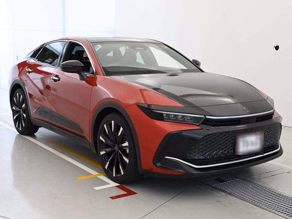 TOYOTA CROWN