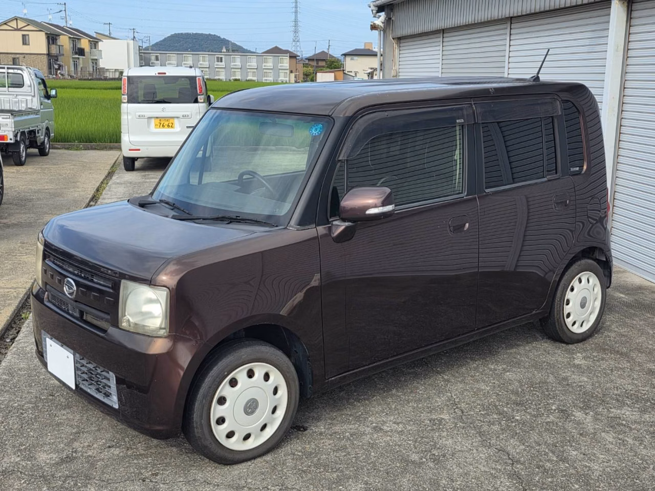 DAIHATSU MOVE CONTE