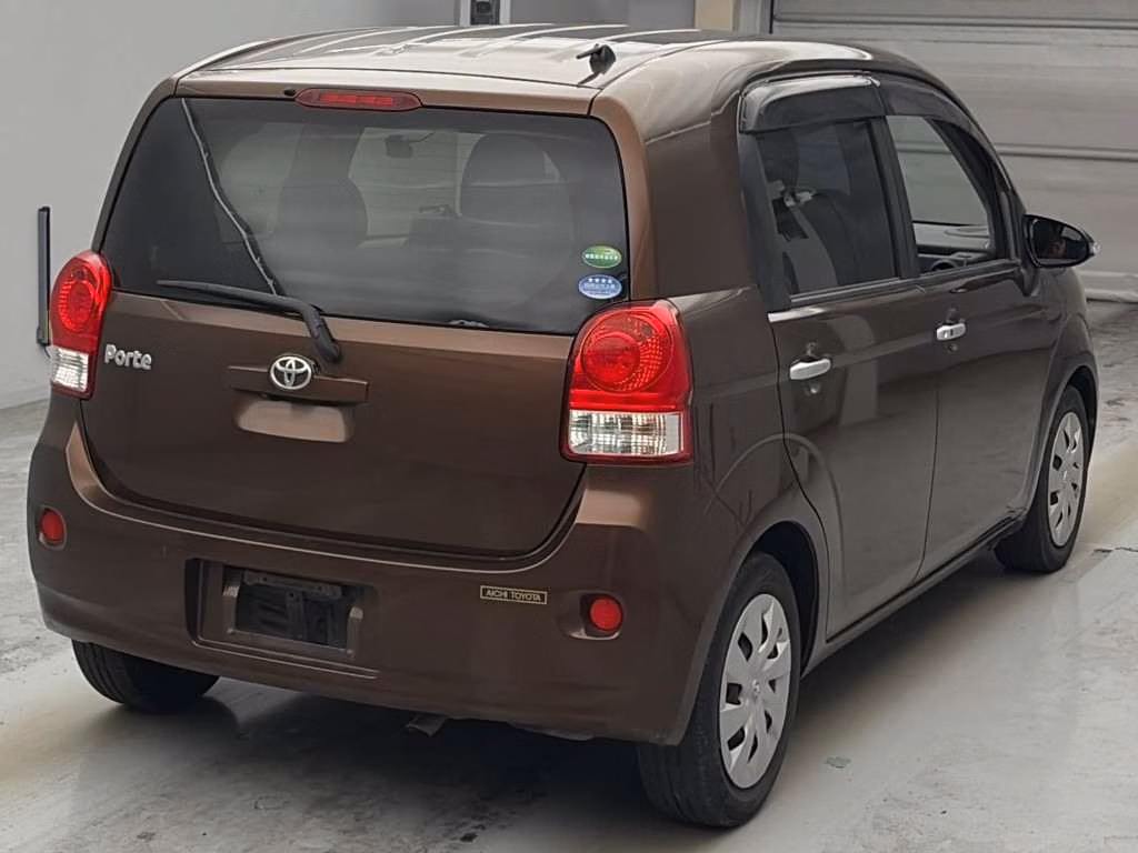 TOYOTA PORTE