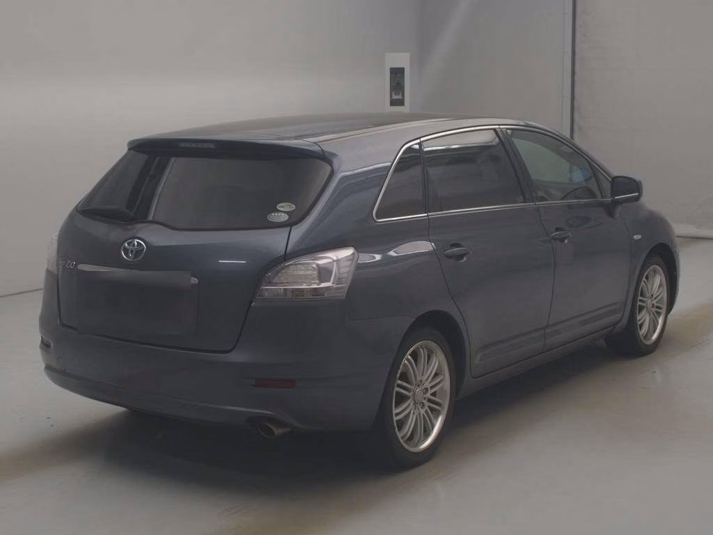 TOYOTA MARK X ZIO